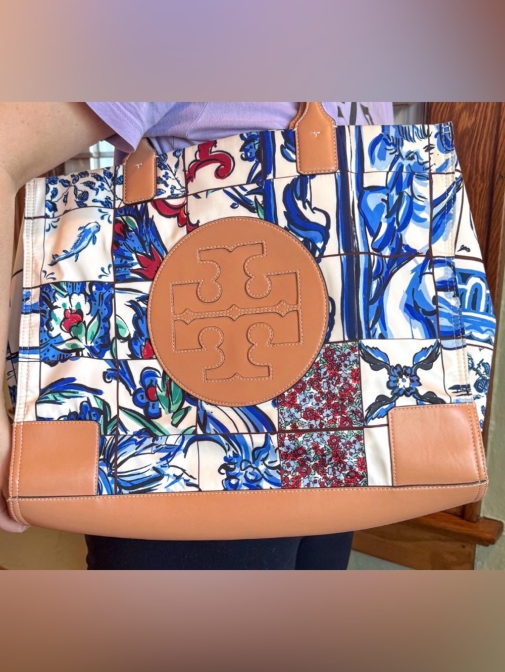 Tory Burch 2020 Tile Mosaic
Bag Authentic